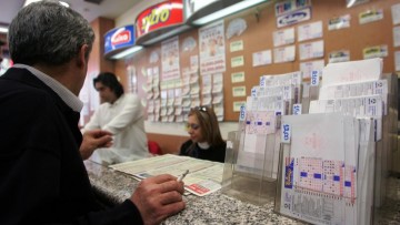 Ένας υπερτυχερός στην αποψινή κλήρωση του ΤΖΟΚΕΡ κέρδισε 5,8 εκ. Ευρώ