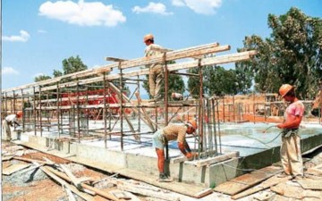 Συμμετέχουν στην απεργία οι οικοδόμοι της Ρόδου