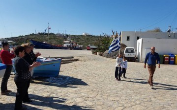 Να γίνει γιγαντοαφίσα στη Βουλή των Ελλήνων