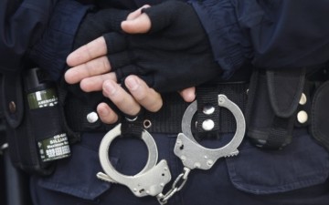 Συνελήφθη 31χρονος στη Ρόδο, για διαρρήξεις αυτοκινήτων και κλοπές τσαντών