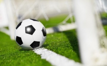 Νίκες στα χαρτιά και μηδενισμοί σε εφηβικό και παιδικό 