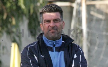 «Παραιτούμαι», είπε στους παίκτες του Άρη ο Μιχάλης Μανωλάς 