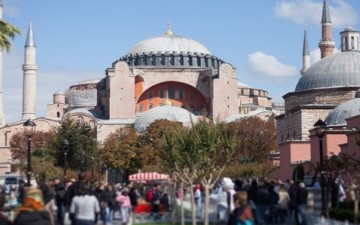 Ακυρώνουν τουριστικά πακέτα προς τη Τουρκία, τα ρωσικά πρακτορεία