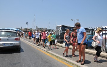 Λιγότεροι οι Γερμανοί τουρίστες στην Ελλάδα τον Σεπτέμβριο