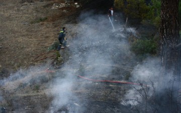 Φωτιά στο Διαφάνι Καρπάθου σβήστηκε με την έγκαιρη επέμβαση των κατοίκων