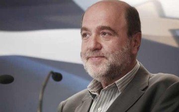 Αλεξιάδης: Δεν αποδίδει δημόσια έσοδα η αύξηση του ΦΠΑ στα νησιά