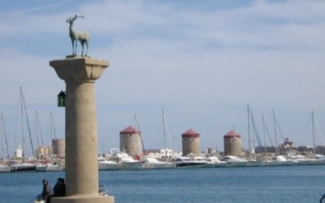 Αρχιτεκτονικοί σχεδιασμοί για Ρόδο, Κω, Λέρο, Σαντορίνη, Σίφνο, Αμοργό και Μήλο