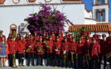 Χριστουγεννιάτικες μελωδίες  από τη Φιλαρμονική Καλυθιών