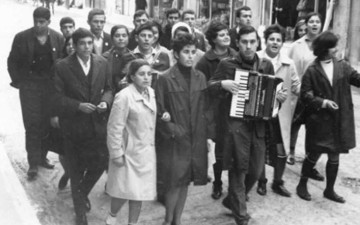 Τα γεωργικά κάλαντα Πρωτοχρονιάς Της Βιλλανόβας-Παραδείσι σήμερα