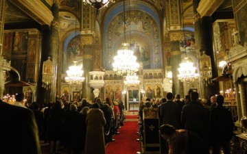 Το ωρολόγιο πρόγραμμα της Θείας Λειτουργίας των Χριστουγέννων 