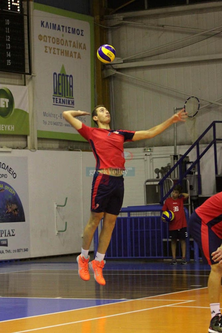 Στον Πανερυθραϊκό της Α2 θα αγωνίζεται φέτος ο Γιώργος Χατζηγεωργίου