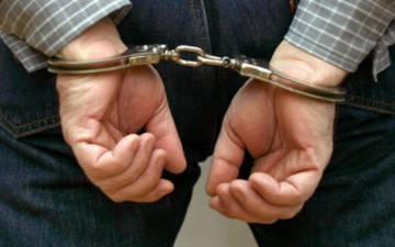 Συνελήφθη 60χρονος για απάτη από κοινού και κατ' εξακολούθηση