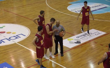Στη Νίκαια σφυρίζει ο Άρης Φάκαρος