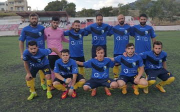 Ο Άγιος Λουκάς  συλλυπείται 