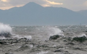 Για επικίνδυνα καιρικά φαινόμενα από απόψε έως την Πέμπτη προειδοποιεί το Λιμεναρχείο Ρόδου