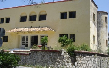 Στο σανατόριο Ελεούσας μέσω της οδού Παστίδας-Μεσαναγρού!