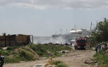 Είναι λυπηρό να χρειάζεται αστυνομική προστασία για να συνεδριάσει το δημοτικό συμβούλιο