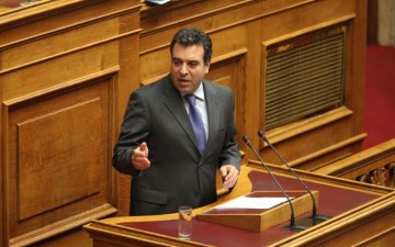 Μάνος Κόνσολας: «Η κυβέρνηση στέλνει με μεγάλη ευκολία τα ΜΑΤ στην Κω αλλά δυσκολεύεται να στείλει συνοριοφύλακες στα νησιά του Αιγαίου» 