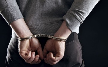 Ρόδος: Είχε καταδικαστεί για απόπειρα εμπρησμού, κλοπή, αντίσταση, απειλή, εξύβριση και ψευδή κατάθεση!