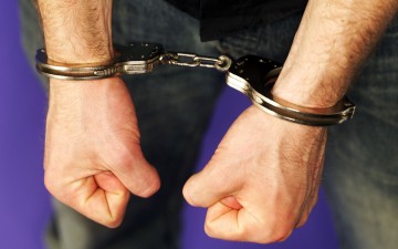 Ρόδος: Συνελήφθησαν τέσσερα άτομα για κλοπή μοτοσικλέτας και παραμέληση εποπτείας ανηλίκου