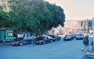 Οι οδηγοί ταξί της Ρόδου επιμορφώνονται