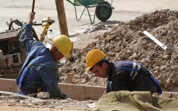 Απέχουν οι εργολάβοι του νησιού αποτις εργολαβίες του δημοσίου