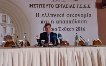 Έκθεση με τις αρνητικές εξελίξεις για την ελληνική οικονομία παρουσίασε η ΓΣΕΕ από τη Ρόδο