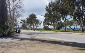 Νέο θύμα του Μολώχ της ασφάλτου: Θανάσιμος τραυματισμός 64χρονου που προσέκρουσε σε κολόνα 