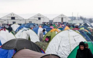 Σ. Δράκος: 3.000 Έλληνες έφυγαν από την Ελλάδα και η κυβέρνηση αναζητά επενδυτές - πρόσφυγες