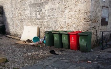 Εμφανή τα προβλήματα με τα σκουπίδια στη Ρόδο