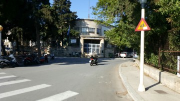 Μοτοποδήλατο παρέσυρε μαθήτρια και την τραυμάτισε ελαφρά