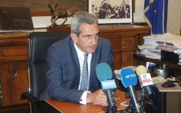 Ο Περιφερειάρχης δίνει λύση στο πρόβλημα  των εξετάσεων υποψηφίων οδηγών