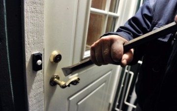 Συνελήφθη για κλοπή υπολογιστή απο οικία