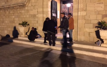 Γέμισε με επαίτες όλη η Ρόδος