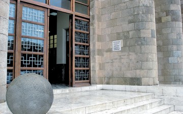 Ασφαλιστής της Ρόδου κατηγορείται για υπεξαίρεση