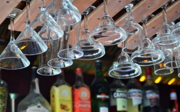 Γιάννης Κλούβας: «Συνθήκες παραβατικότητας και φοροδιαφυγής θα επιφέρει η κατάργηση του μειωμένου φόρου στα αλκοολούχα ποτά»