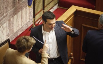Υπερψηφίστηκε με απώλειες το πολυνομοσχέδιο με τα μέτρα - φωτιά 