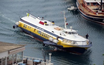 Μηχανική βλάβη σε πλοίο που ταξίδευε προς Ρόδο