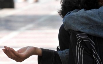 Συνελήφθη 18χρονη για επαιτεία στην Ρόδο 