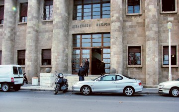 Προσωρινή διαταγή για το κτίριο του Ναυτικού Ομίλου Ρόδου