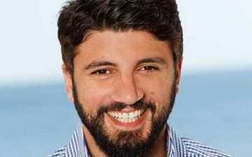 Αυστηροποίηση των ποινών για τους «κράχτες» στη Ρόδο ζητάει ο Παναγιώτης Κουνάκης
