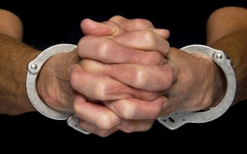 Ρόδος: Συνελήφθη επιχειρηματίας με 1.156 «μαϊμού» είδη ένδυσης και υπόδησης