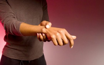 Οι τρεις τροφές που προκαλούν πόνους στις αρθρώσεις