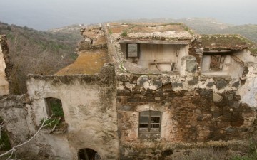 Η μεταμόρφωση ενός ερειπίου στη Νίσυρο, σε υπέροχο ξενώνα διακοπών