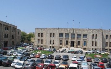 Κυρώσεις στο δήμο Ρόδου για  το συμπαραστάτη του δημότη