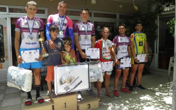 Οι νικητές του αγώνα ποδηλασίας ατομικής χρονομέτρησης του Έλαφου 