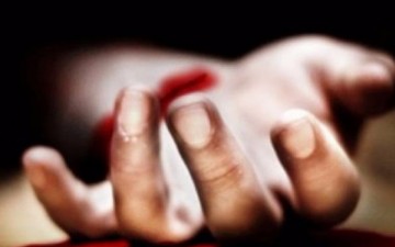 Απόπειρα αυτοκτονίας κόβοντας τις φλέβες της έκανε 20χρονη μετανάστρια στη Λέρο