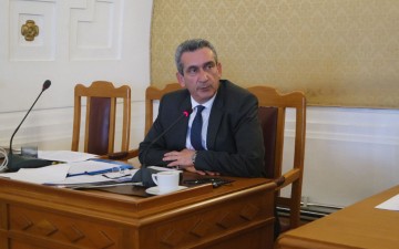 Έχουν χάσει τον... μπούσουλα στην αποκεντρωμένη διοίκηση Αιγαίου! 