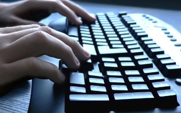 Ρόδος: Δύο 20χρονοι πλακώθηκαν στο ξύλο για διαδικτυακό παιχνίδι