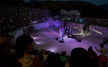 Γ. Χατζημάρκος: "Το Αρχαίο Θέατρο της Μήλου γίνεται και πάλι Φάρος Πολιτισμού"
